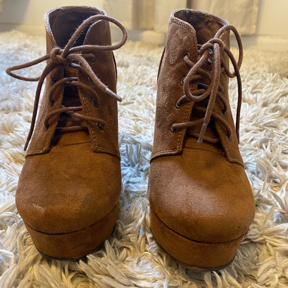 Chestnut booties - Picture 8 of 12